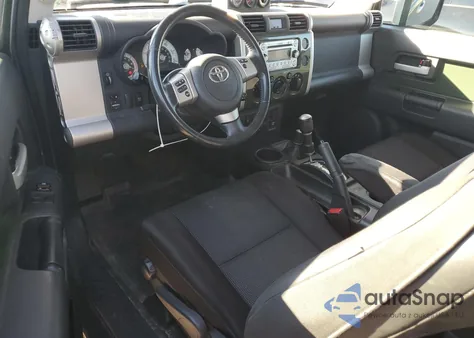 2014 Toyota Fj Cruiser из США, поврежденный, VIN JTEBU4BF4EK186543